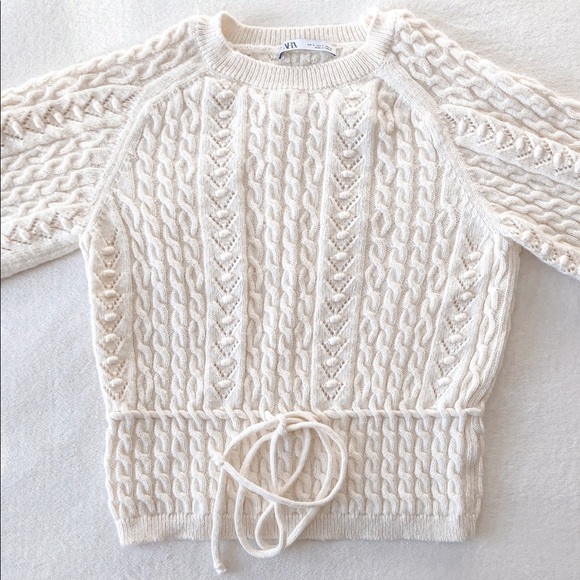 Cream Cable knit Balloon sleeve Sweater - Picture 2 of 10